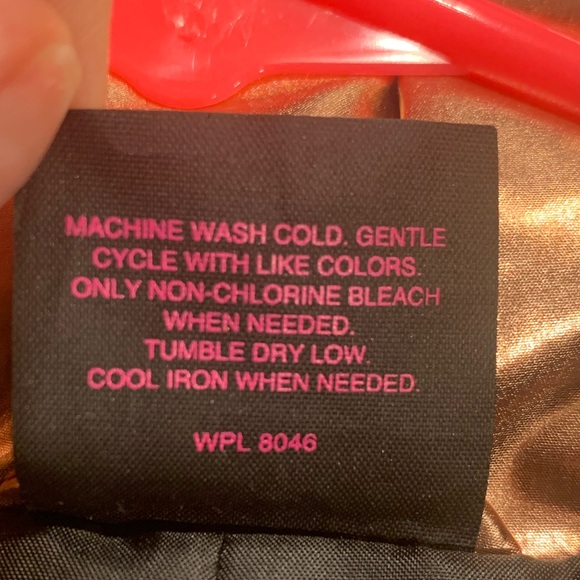 Material Girl Rose Gold Puffer Vest S - Picture 3 of 5